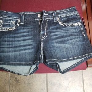 MISS ME SHORTS
